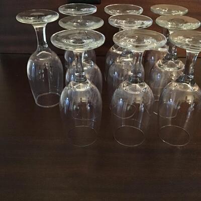 K101 - Set of 10 Wine Glasses