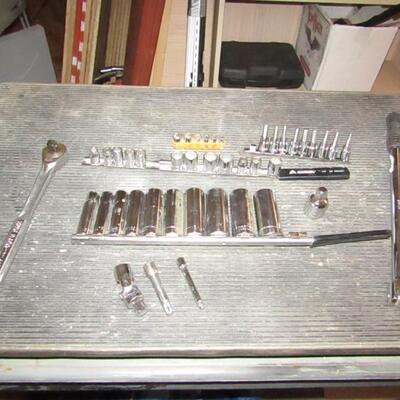 LOT 79  VARIOUS SOCKETS, RATCHETS AND ADAPTERS