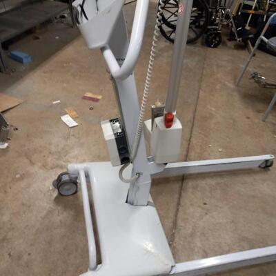 TOLLOS BATH LIFT