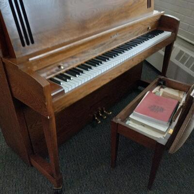 BALDWIN 125TH ANNIVERSARY EDITION PIANO AND BENCH