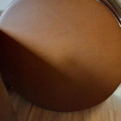 LOT 109T FIVE ROUND FOLDING TABLES