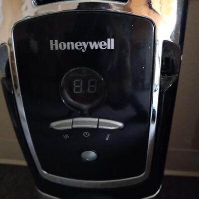 LOT 61T HONEYWELL HEATER