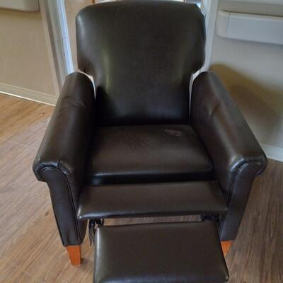 TWO RECLINING CHAIRS