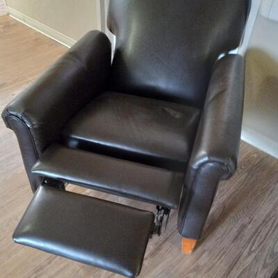 TWO RECLINING CHAIRS