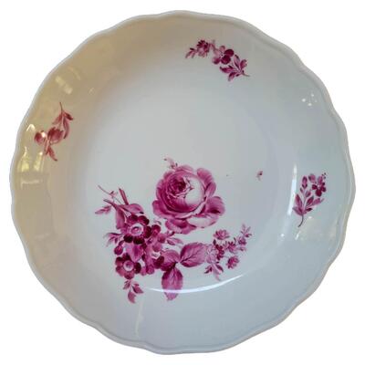 Meissen Blue Onion one x 10" x 2" Bowl Pink Floral Roses Patterns