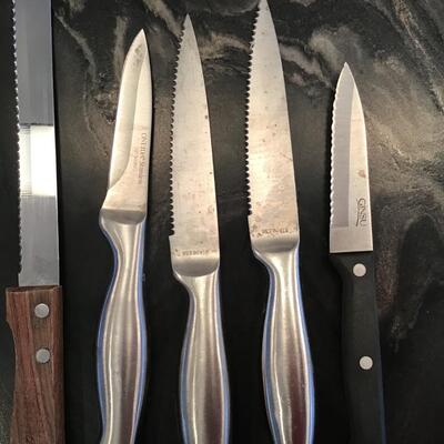K123 - Assorted Knives