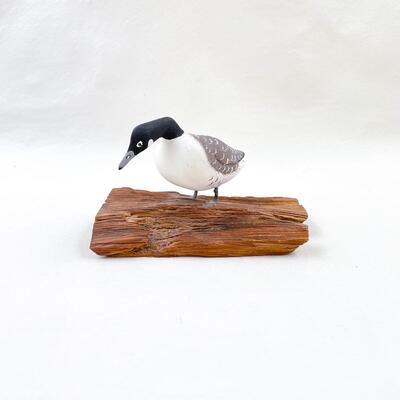 SMALL GOOSE ON LOG WOODEN SCULPTURE