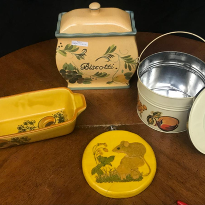 home decor:lot Biscotti cookie jar, vintage lunch pail, california pottery loaf pan, vintage mouse & mushroom hanging decor;