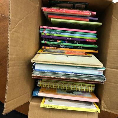 books:lot kids books;