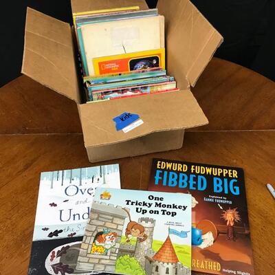 books:lot kids books;