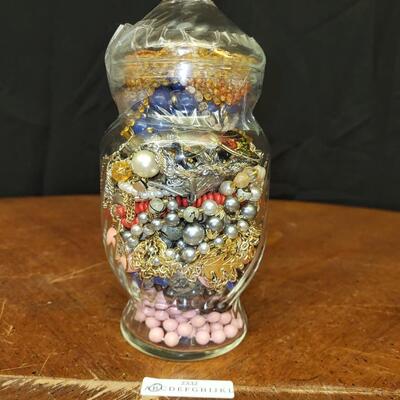 Jewelry / Crafting:1 Jar of assorted jewelry;
