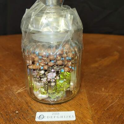 Jewelry / Crafting:1 jar of assorted jewelry;