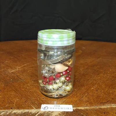 Jewelry / Crafting:1 jar of assorted jewelry;