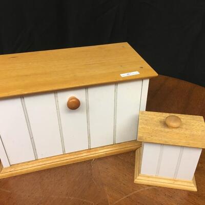 kitchen: bread box and small canister;