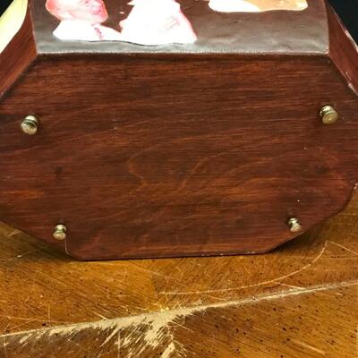 wooden box or purse: wooden box or purse with clasp and handle;