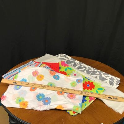 Fabric lot: 6 plus designs;