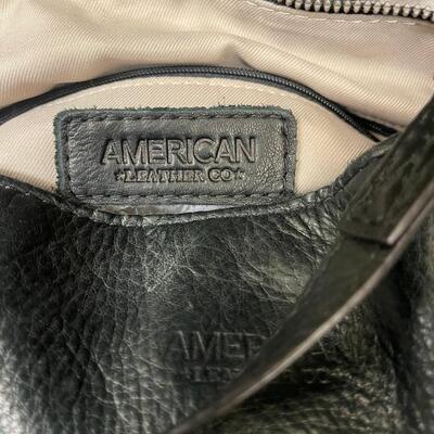 Purses / Handbags: 