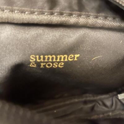 Purses / Handbags: 