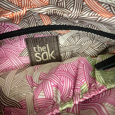 Purses / Handbags: 
