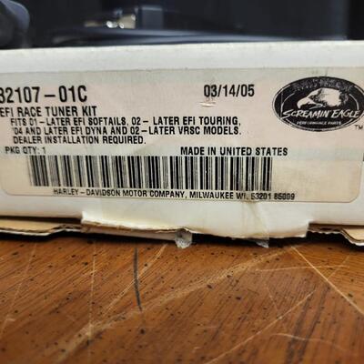 Motorcycle:1 Screaming Eagle EFI Race Tuner Kit ;