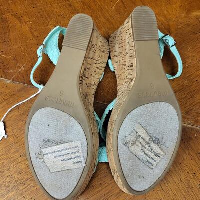 Shoes:2 Size 8 Sandals; Size M tie up shoes;
