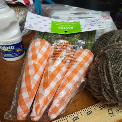 Crafting:Box Lot Assorted Crafting Items: "Farmhouse", "Love", "Gather";