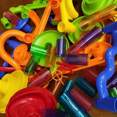Children:Box lot connector toys;