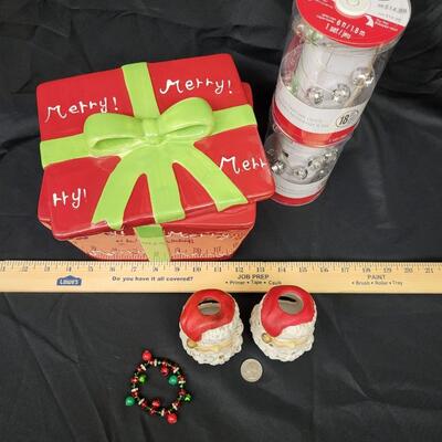 Christmas:Box Lot Merry Christmas Cookie jar; Lights, 2 Santa candle holders, misc;