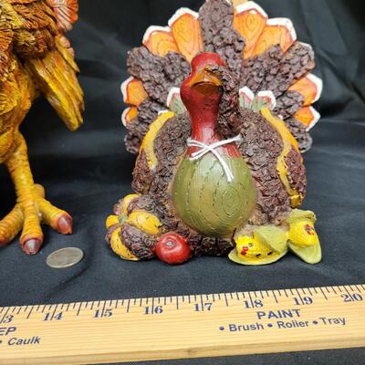 Holiday:2 2 Turkeys;
