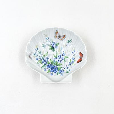 LIMOGES FRANCE FLOWER & BUTTERFLY SEASHELL DISH