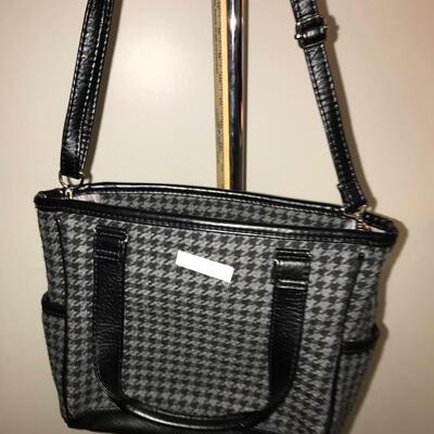 Purses / handbags: Black & Grey Houndstooth bag (Staff Note: WLN);