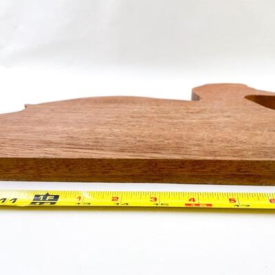 WOODEN DUCK CUTTING BOARD/DECOR