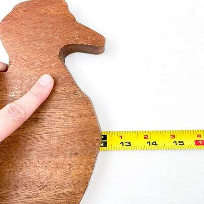 WOODEN DUCK CUTTING BOARD/DECOR