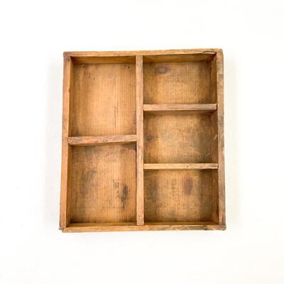 SNAP PRIMITIVE WOODEN CURIO SHELF