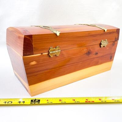 10.5â€ CEDAR WOOD CHEST - LOCKABLE