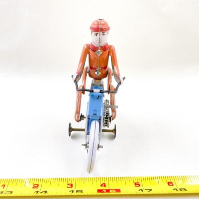 SCHYLLING WIND UP TIN TOY - MAN ON MOTORCYCLE
