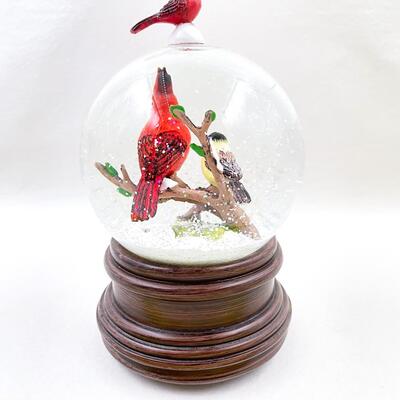 CARDINAL & CHICKADEE MUSICAL SNOW GLOBE - PLAYS