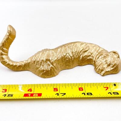 GOLDEN TIGER IRON WALL HOOK