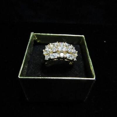 LOT 66  STERLING SILVER LADIES RING WITH RHINESTONES