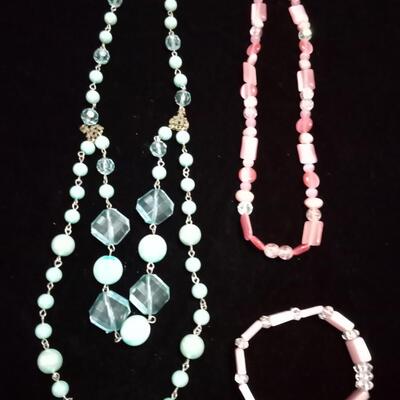 LOT 105  LADIES BEADED NECKLACES AND BRACELET