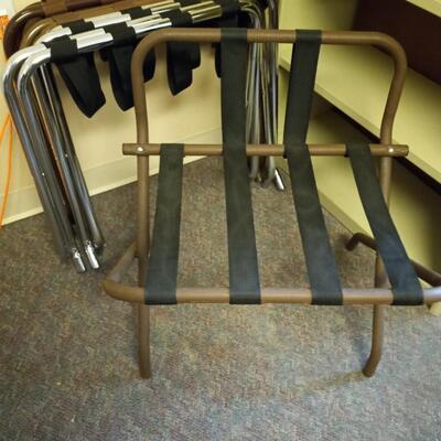 LUGGAGE STANDS