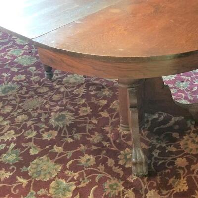 Lot #81  Antique Dining Room Table with 6 leaves