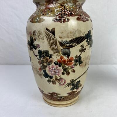 287  Japanese Setsuma Vases