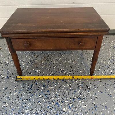 Small Table/Desk