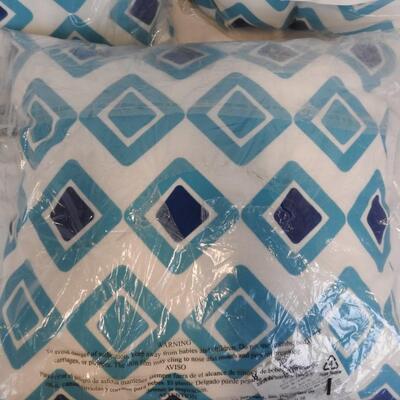 4 Outdoor Pillows, Simply Daisy, Geometric, Diamond Jive 16x16 Aqua - New