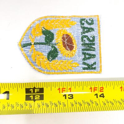 KANSAS SUNFLOWER EMBROIDERED BADGE / PATCH