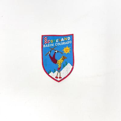LOVELAND BASIN, COLORADO SKI SOUVENIR BADGE / PATCH
