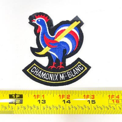 CHAMONIX-MONT-BLANC, FRANCE SKIING ROOSTER SOUVENIR BADGE/PATCH