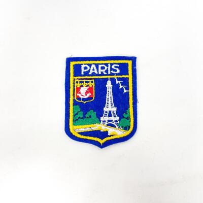 PARIS SOUVENIR BADGE/PATCH #1