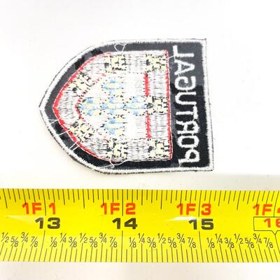 PORTUGAL COAT OF ARMS SOUVENIR BADGE/PATCH